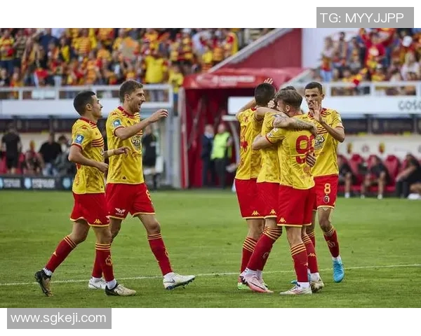 安德莱赫特与圣吉罗斯激战正酣谁能在这场对决中笑到最后